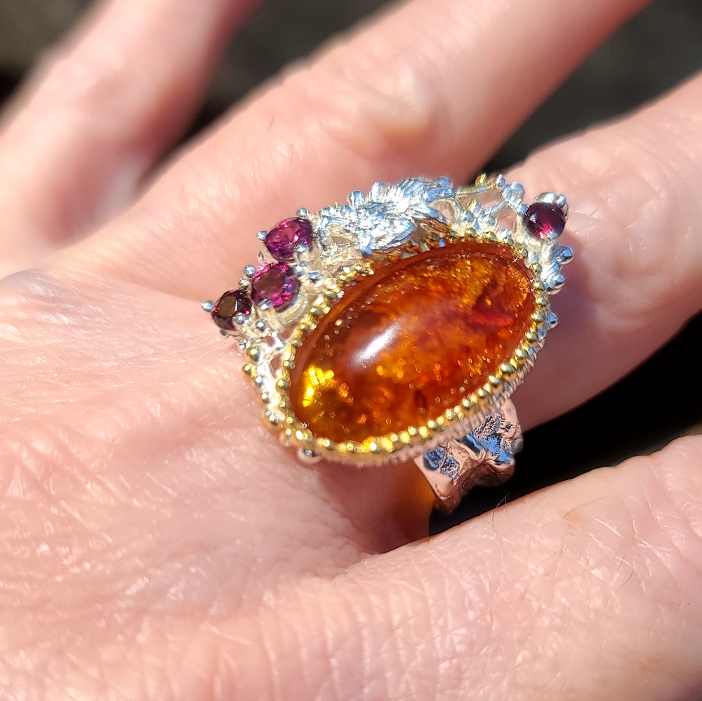 Large Amber & Rhodolite. 925 Sterling silver ring sz 8